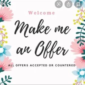 Queenie needs a new crown!